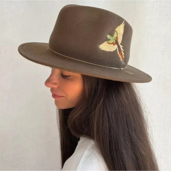 VAN PALMA Dakota Embroidered Felt Hat - Made in France - Picture 1 of 6